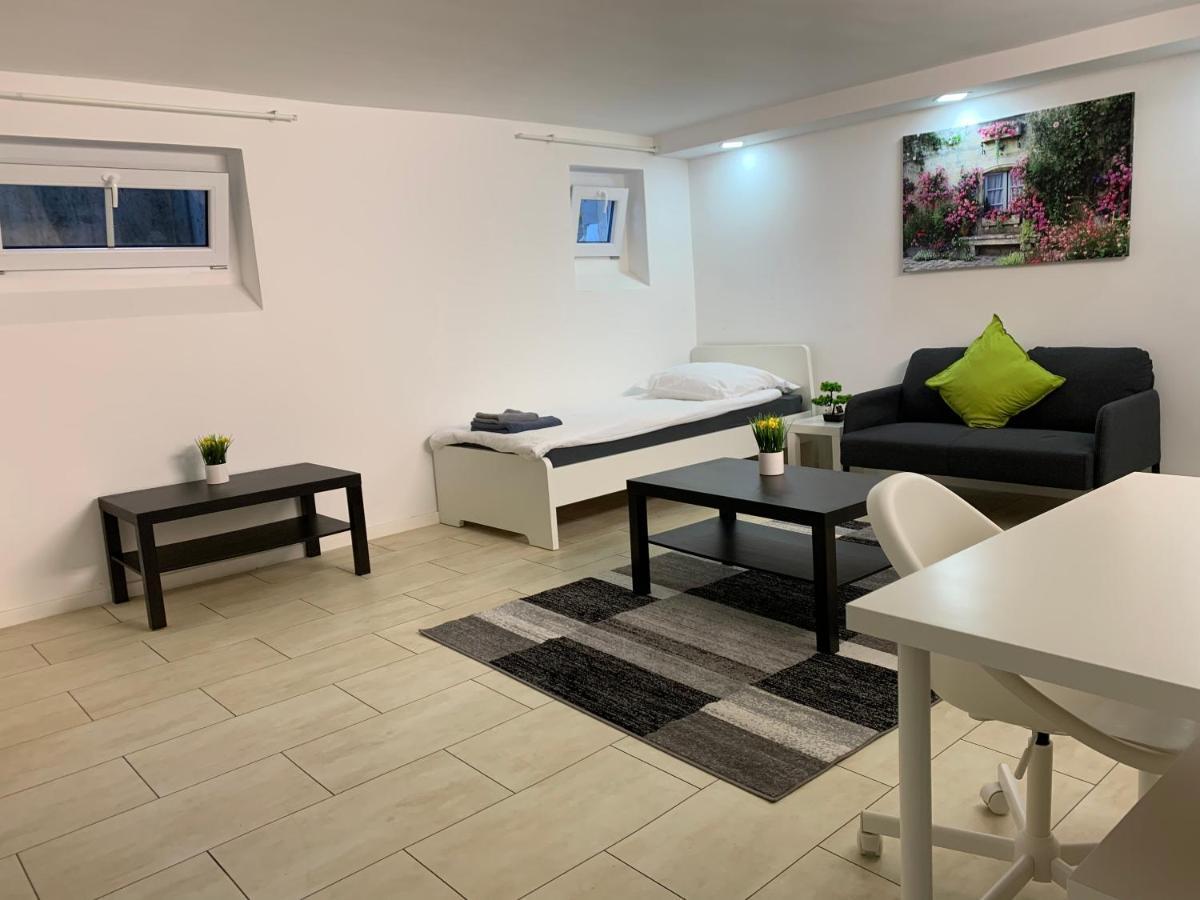 Cityapartment Platinum Mit Balkon Bzw,Terrasse Bielefeld Luaran gambar