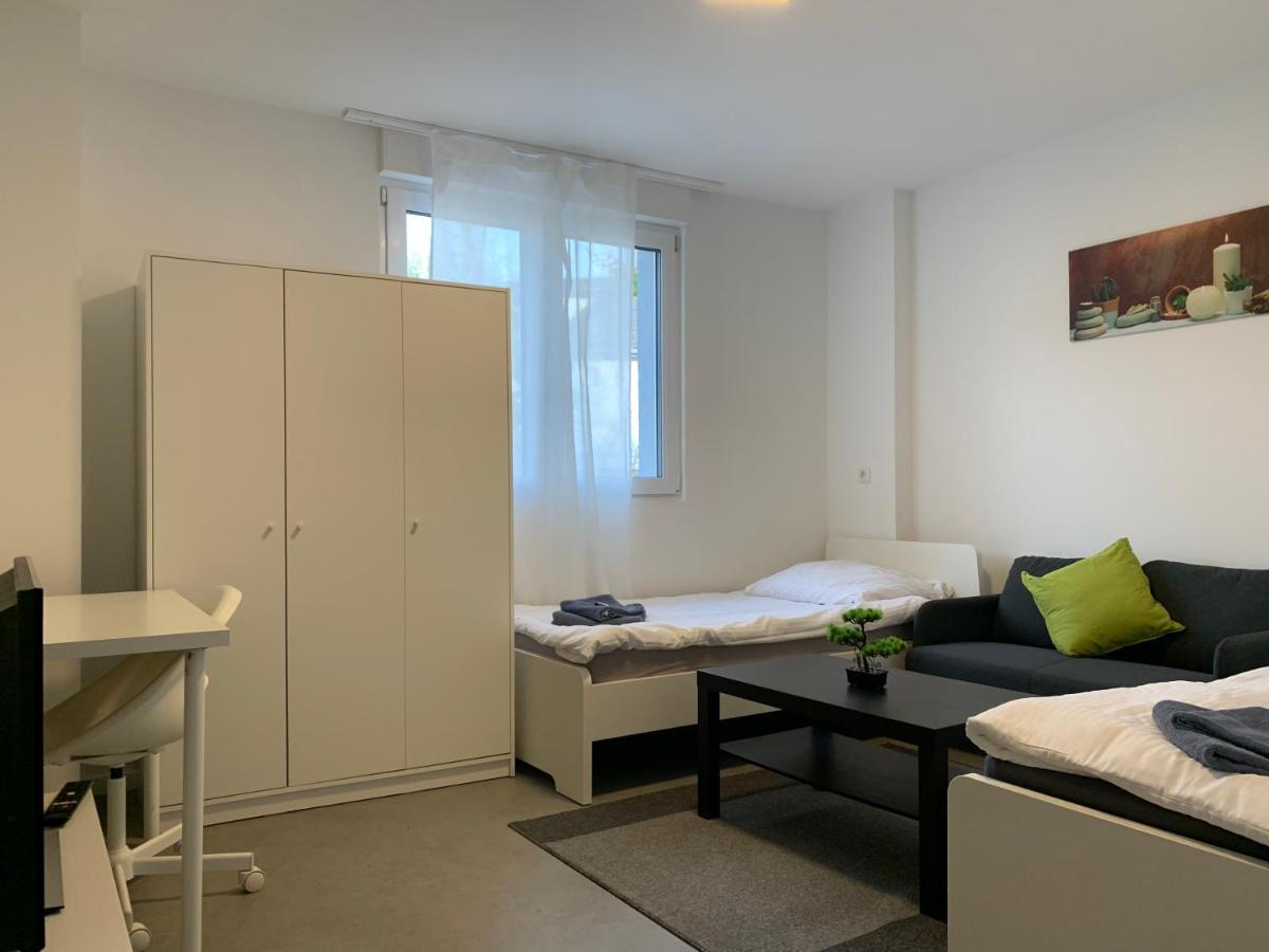 Cityapartment Platinum Mit Balkon Bzw,Terrasse Bielefeld Luaran gambar