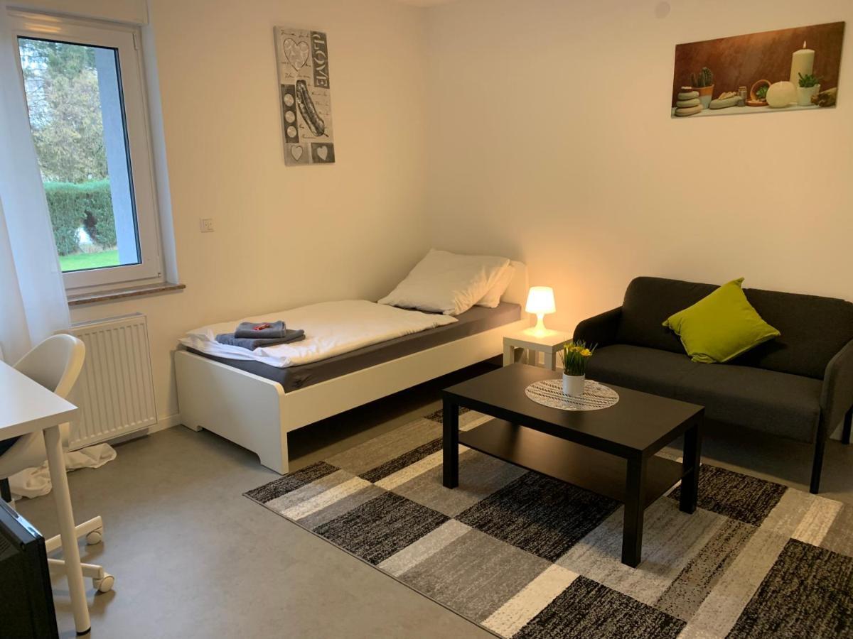 Cityapartment Platinum Mit Balkon Bzw,Terrasse Bielefeld Luaran gambar
