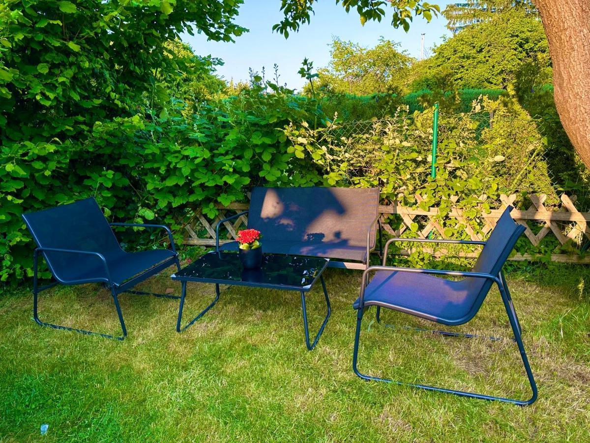 Cityapartment Platinum Mit Balkon Bzw,Terrasse Bielefeld Luaran gambar
